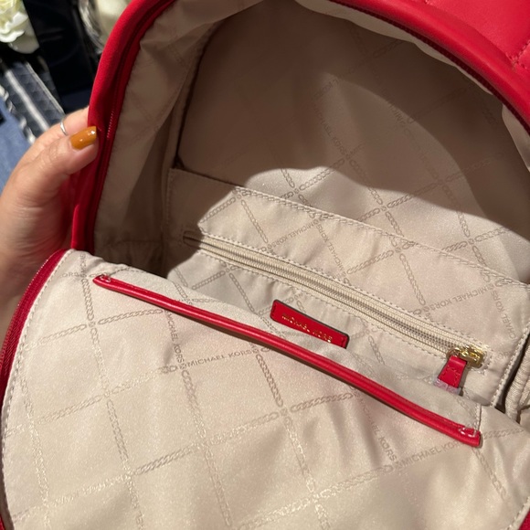 Red MK backpack 🎒 - Picture 2 of 3